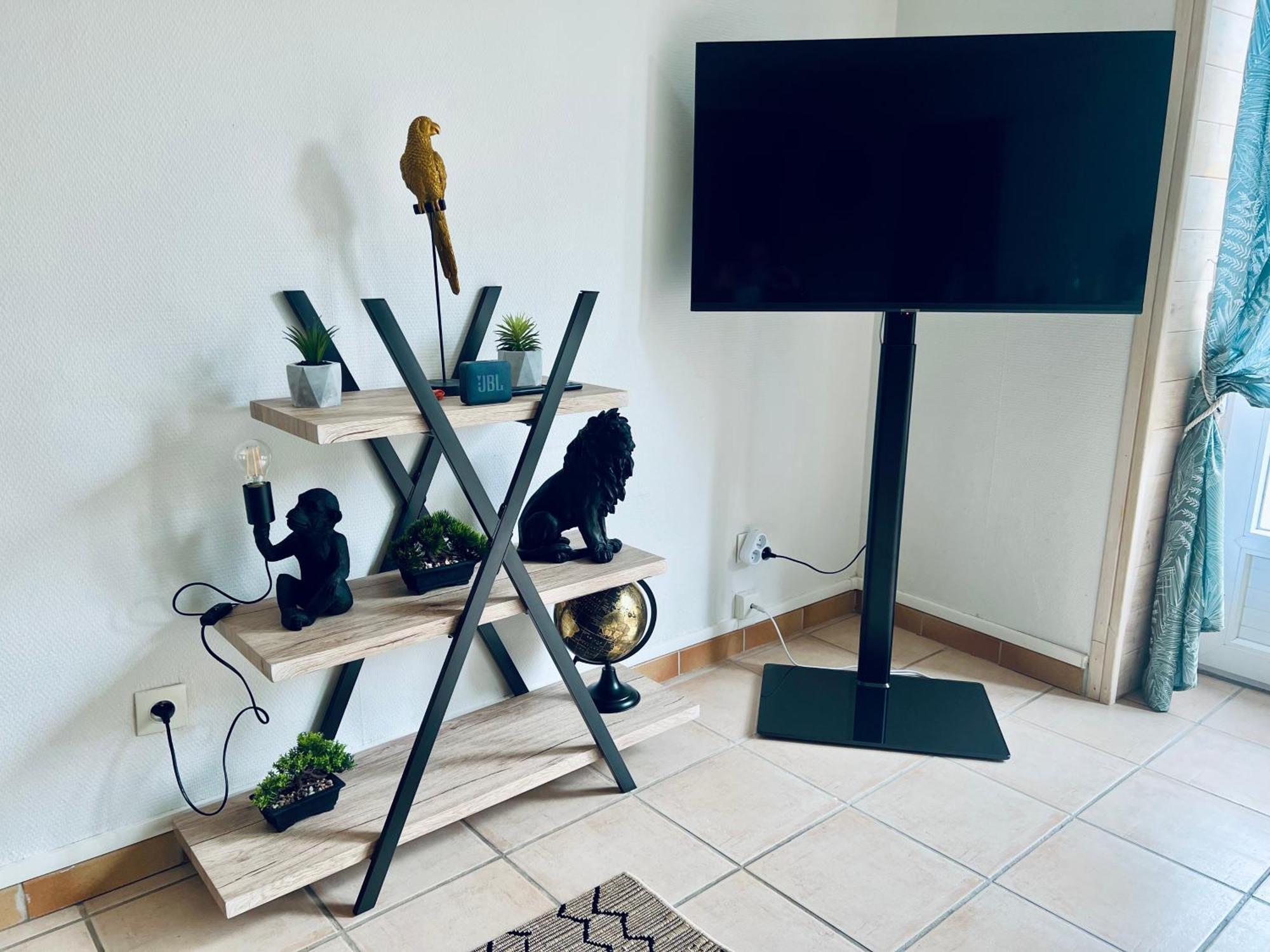 "Le Studio Bouddha" Studio Avec Terrasse, Centre Ville, Proche Gare, By Primo C0Nciergerie Невер Екстериор снимка